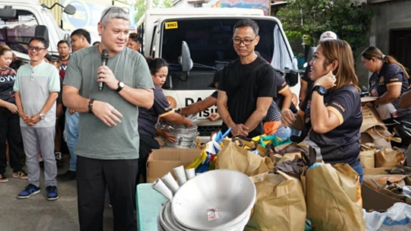 Davao fire victims receive assistance