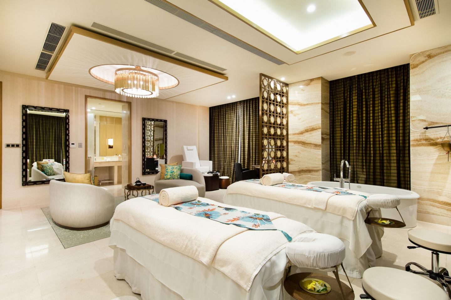 Nüwa Manila, Spa earn Forbes Travel Guide five stars