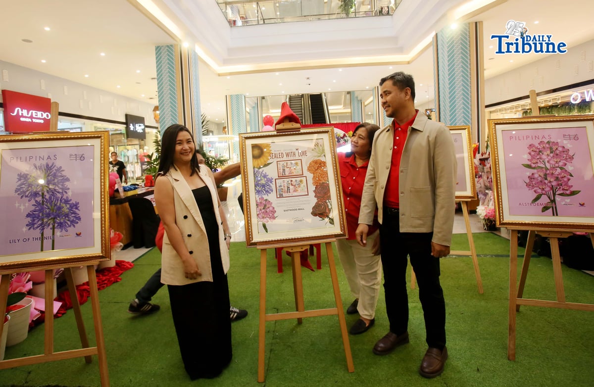 (February 12 2026) General Manager Eastwood City Krishield Quogue, Acting Assistance Postmaster General for Operations Gilbert Javier and Area Director Mega Manila Olivia Valderama, led the unveiling of 2026 Valentine’s Day Stamp featuring Sealed with Love, a heartfelt tribute to love, romance, and meaningful connections that stand the test of time, PHLPost’s highlights “sealed with love” enduring role as a messenger of emotions, bringing loved ones closer through the simple yet powerful act of sending mail delivered by the ever-dependable postman, during the launching held at Eastwood Mall in Quezon City on Thursday February 12 2026. Photo/Analy Labor