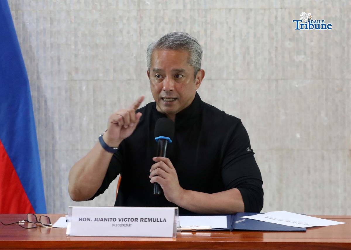 (February 12 2026) DILG Sec. Jonvic Remulla raised the bounty for gambling tycoon Atong Ang to P20 million, announced during a press-conference held in Quezon City on Thursday February 12 2026. Sec. Remulla also said they will filing cases to 40 former and current officials for bid-rigging and graft before the ombudsman and around 1000 BFP personnel may face complaint related to illegal activities. Photo/Analy Labor