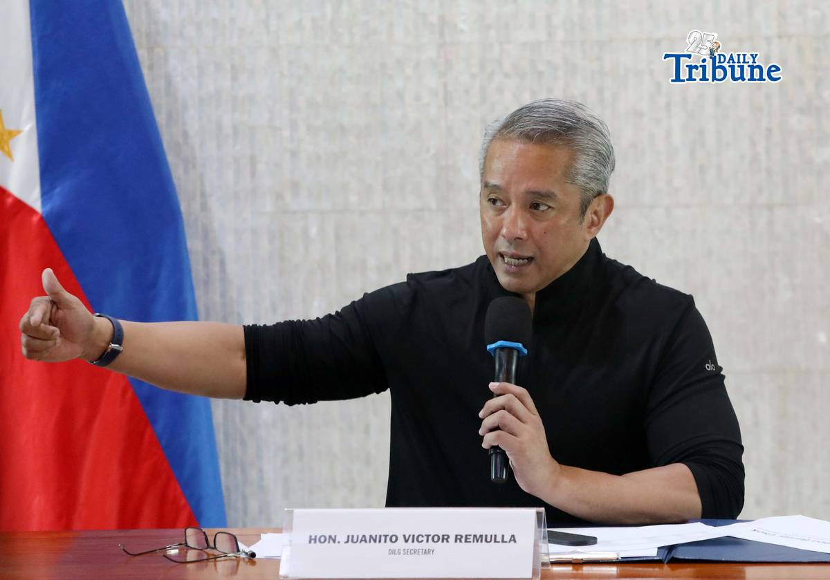(February 12 2026) DILG Sec. Jonvic Remulla raised the bounty for gambling tycoon Atong Ang to P20 million, announced during a press-conference held in Quezon City on Thursday February 12 2026. Sec. Remulla also said they will filing cases to 40 former and current officials for bid-rigging and graft before the ombudsman and around 1000 BFP personnel may face complaint related to illegal activities. Photo/Analy Labor