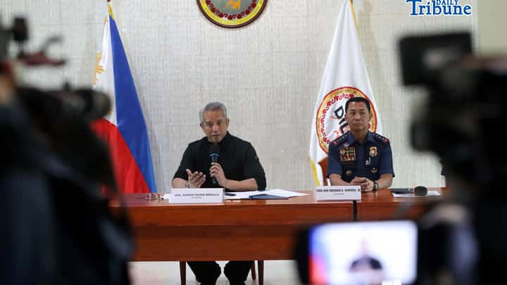 (February 12 2026) DILG Sec. Jonvic Remulla raised the bounty for gambling tycoon Atong Ang to P20 million, announced during a press-conference held in Quezon City on Thursday February 12 2026. Sec. Remulla also said they will filing cases to 40 former and current officials for bid-rigging and graft before the ombudsman and around 1000 BFP personnel may face complaint related to illegal activities. Photo/Analy Labor