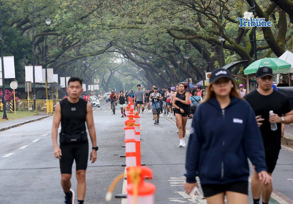 Some spent the day walking and running at the University of the Philippines Oval, enjoying fitness and fresh air this Valentine’s Day!