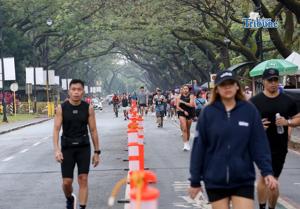 Some spent the day walking and running at the University of the Philippines Oval, enjoying fitness and fresh air this Valentine’s Day!