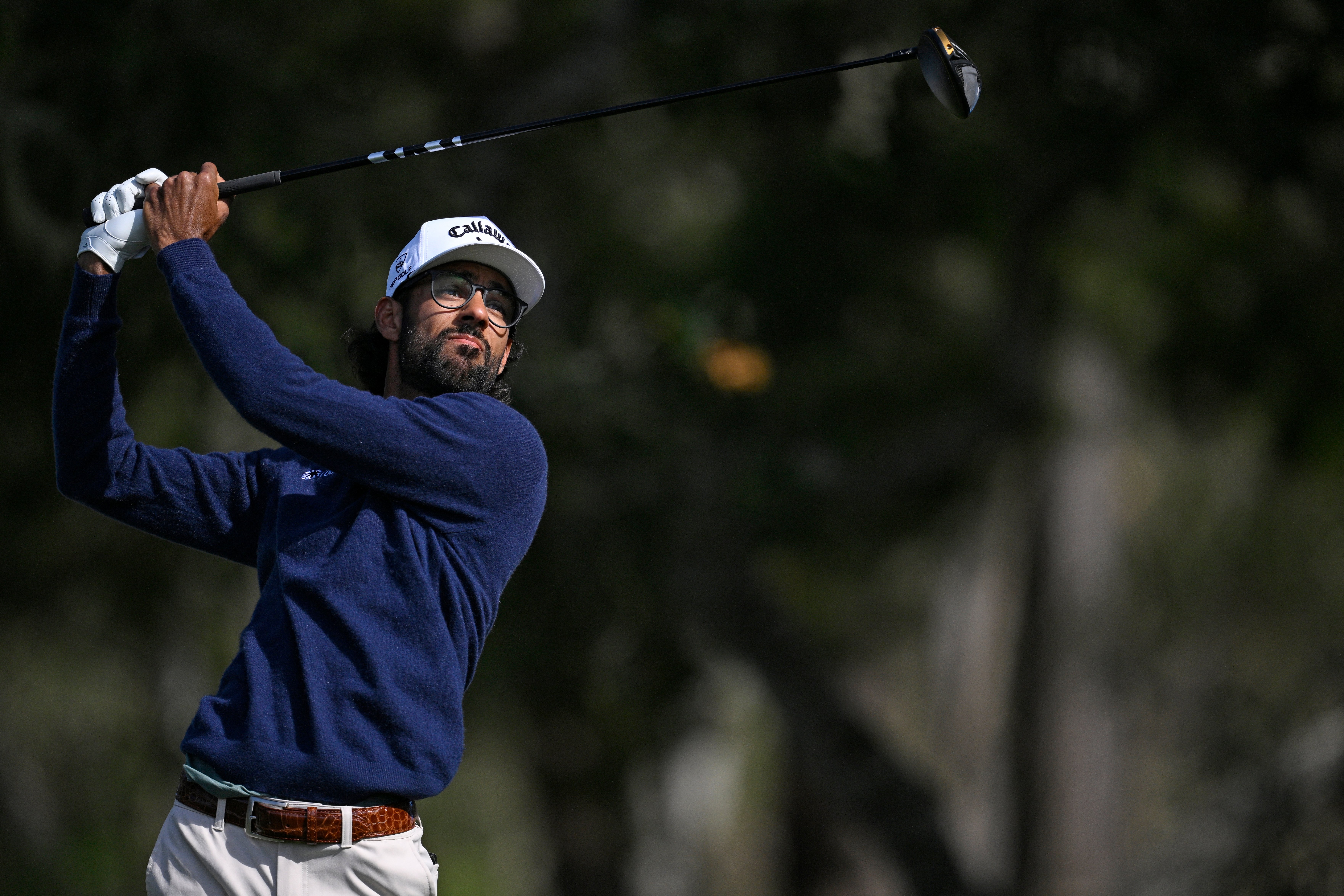 Bhatia catches fire, nears PGA Tour title