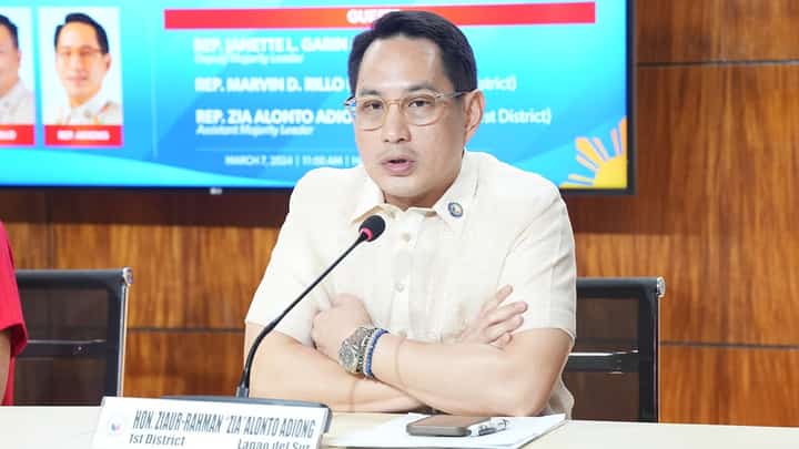 Solons debate consanguinity limits
as ‘Anti-Political Dynasty’ consultations begin