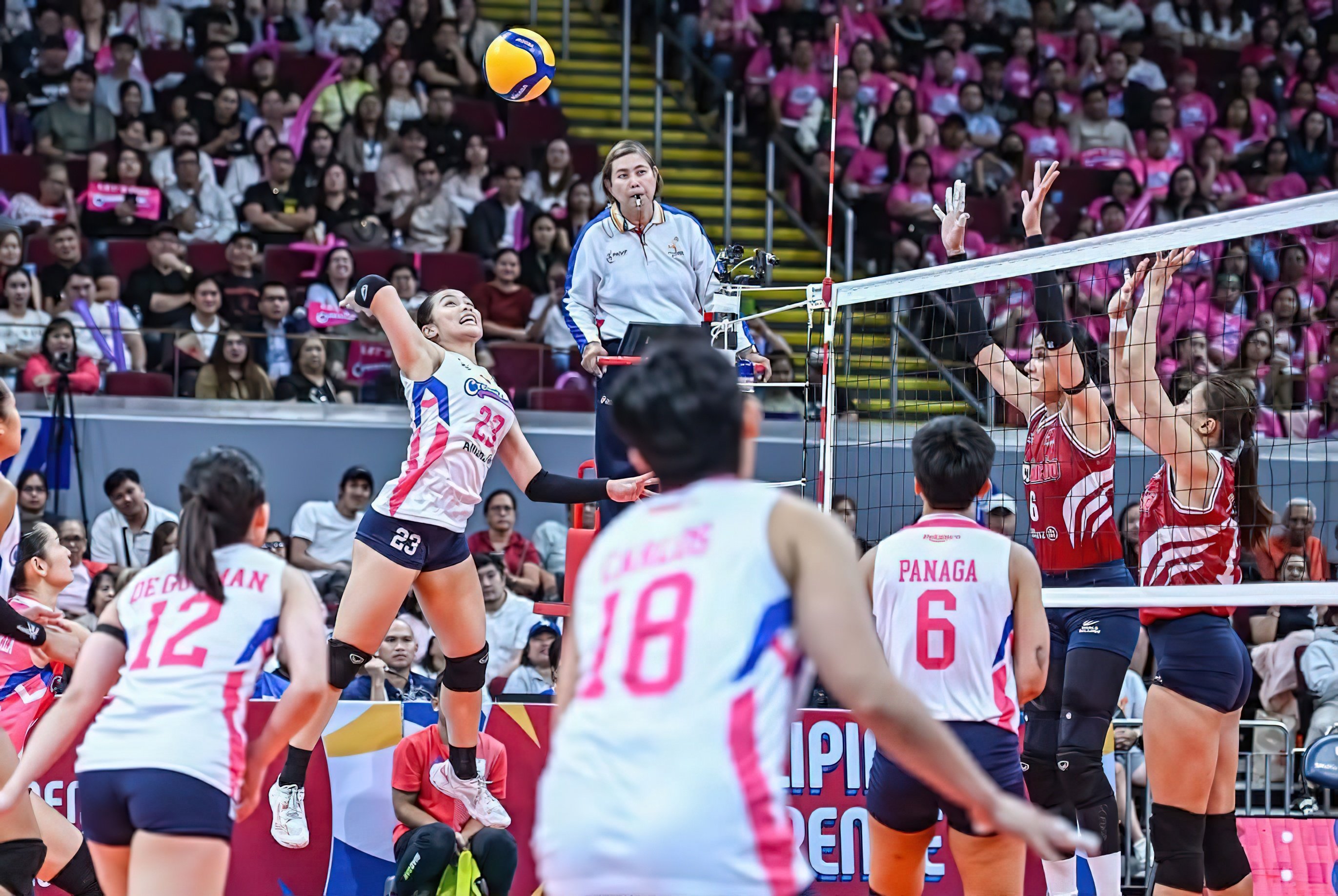 Toe-to-toe: Surging Creamline, ZUS Coffee collide
