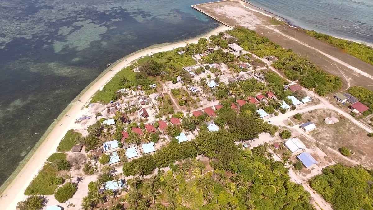 Kalayaan officials barred from China honored by Akbayan, Atin Ito