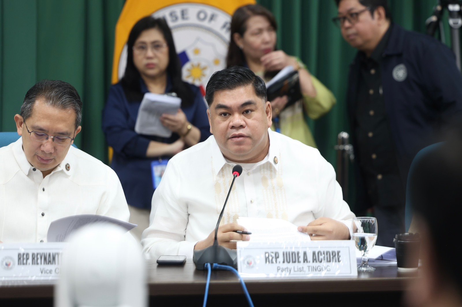 House panel reviews education reform bills
