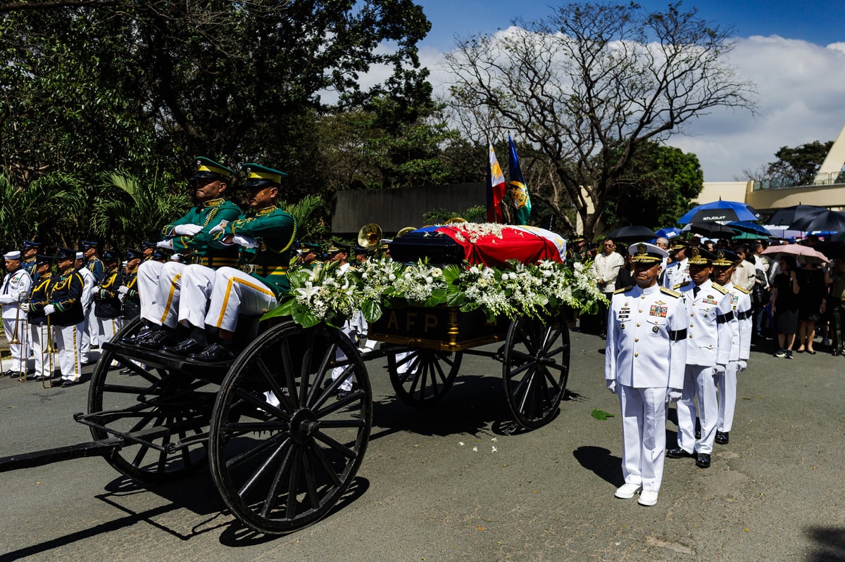 JDV internment at Libingan ng mga Bayani