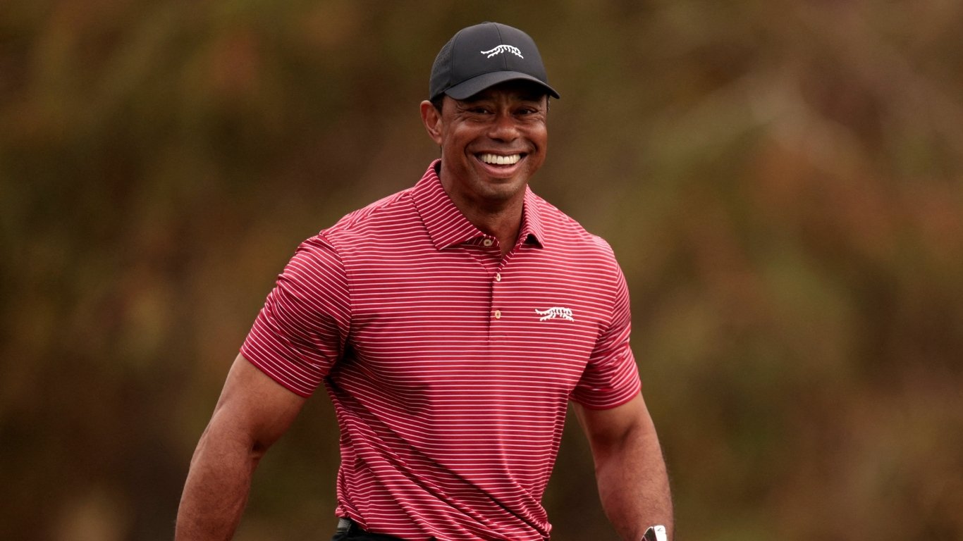 Tiger Woods arrested for DUI after Florida rollover crash