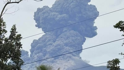 Moderately explosive eruption of Kanlaon Volcano triggers ashfall in several Negros localities