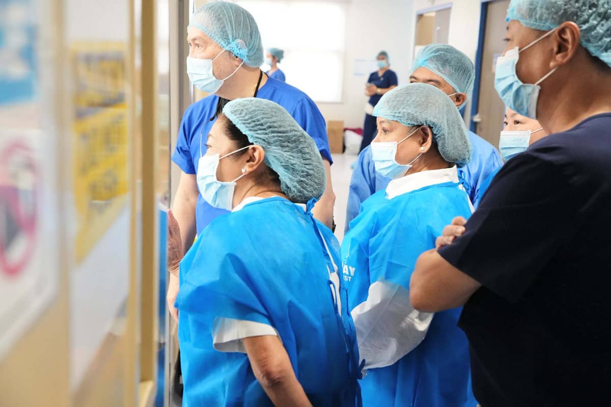 THE medical mission at OFW Hospital in Barangay Sindalan, City of San Fernando, Pampanga, was personally toured by Nanay Partylist Representative Florabel Yatco, who showed the facilities and ongoing operations to First Lady Liza Araneta-Marcos, Governor Lilia ‘Nanay’ Pineda, and Vice Governor Dennis ‘Delta’ Pineda.