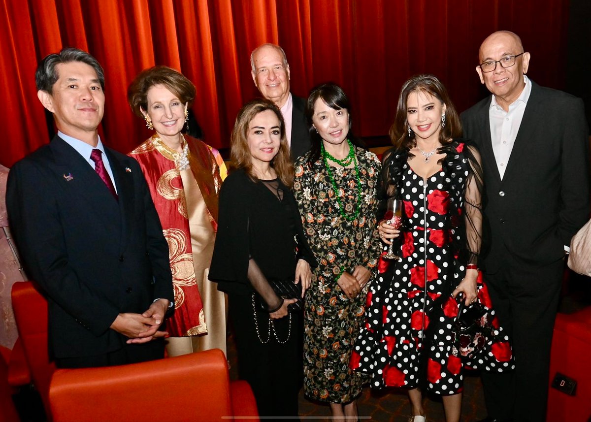 AMBASSADOR of Japan Endo Kazuya, US Ambassador MaryKay Carlson, Mayenne Carmona, Lior Liechtenstein (back), Mme Akiko Endo, the columnist and Bobby Alvarez.