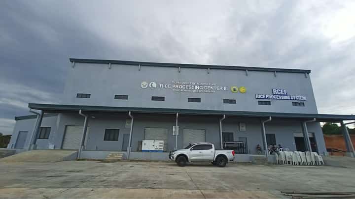PhilMech turns over rice facility to Cagayan farmers