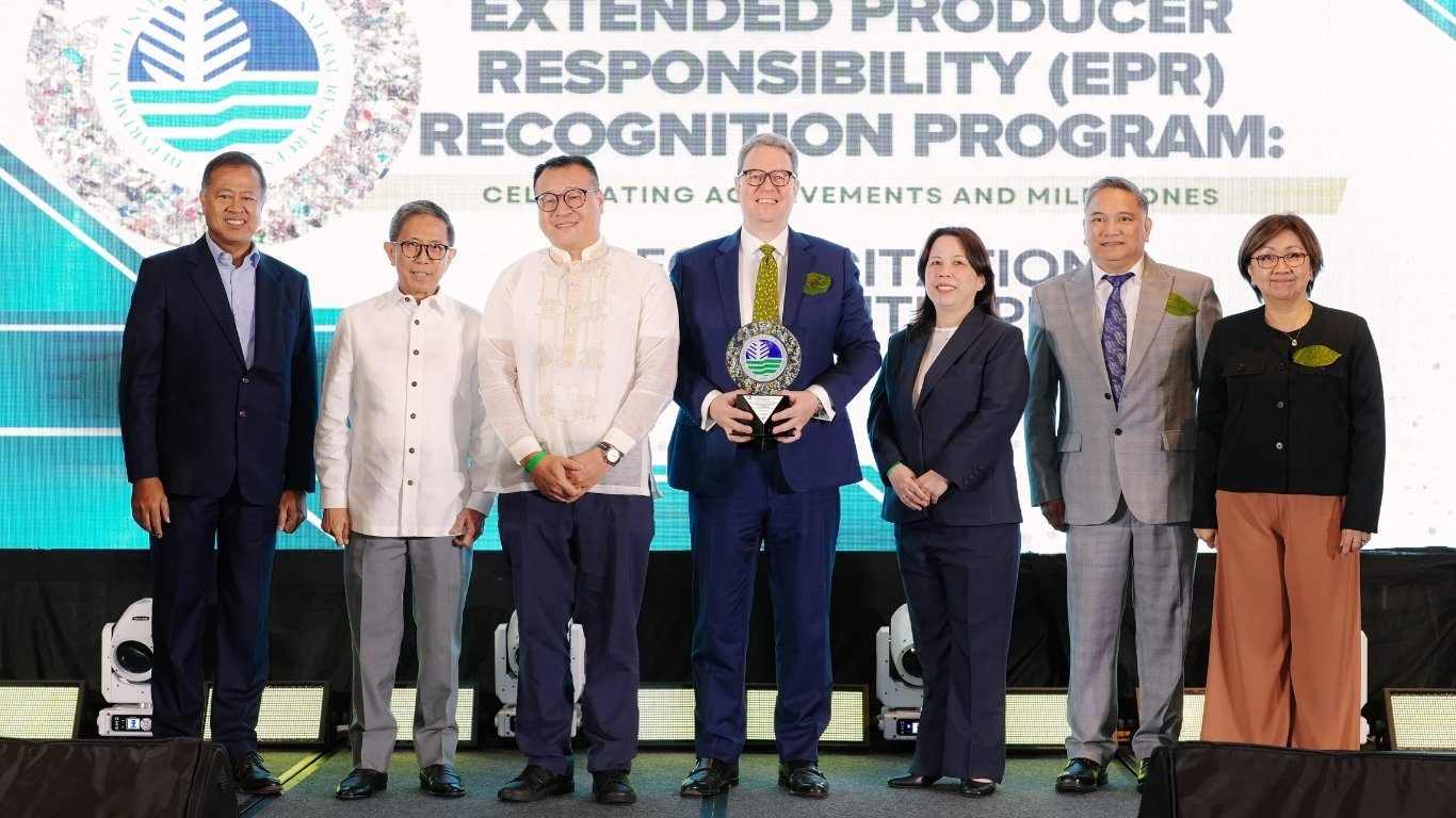 DENR hails SM Group in leading plastic recovery drive