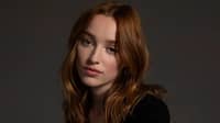 Phoebe Dynevor to lead 'Beach Read' film adaptation