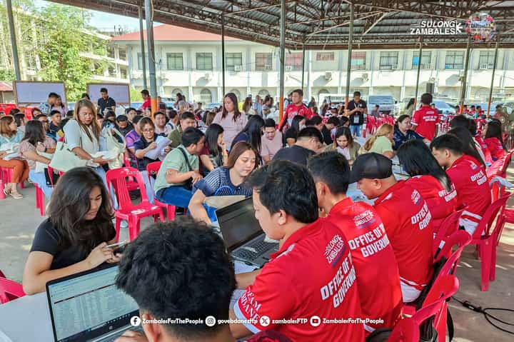 656 Zambaleños file for postgraduate education aid