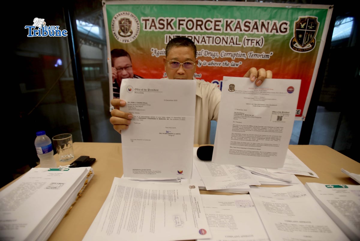 (February 21 2026) Task Force Kasanag (TFK) Founder John Chiong shows the ethics complaint filed at the Office of the President, by the group against House Committee on Public Works Chairperson and Surigao del Sur 1st District Representative Romeo Salazar Momo Sr. during press conference in Quezon City on Saturday February 21 2026. Photo/Analy Labor