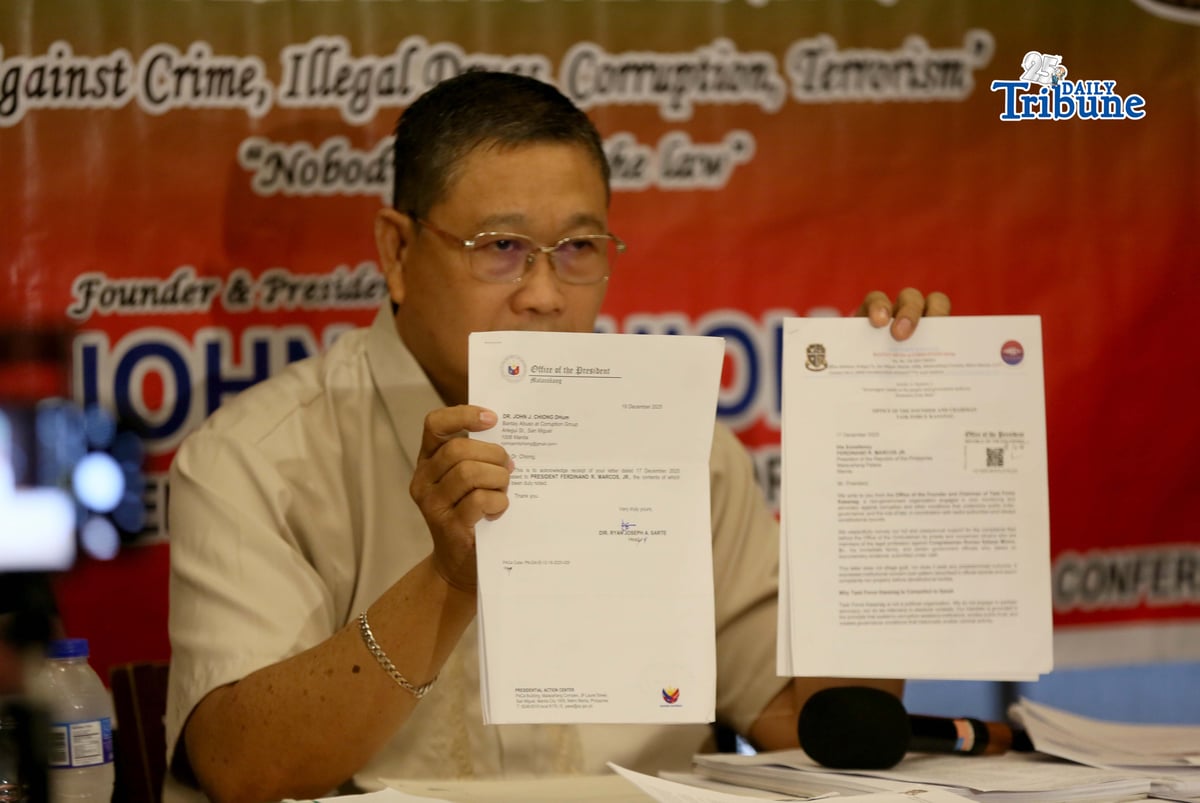 (February 21 2026) Task Force Kasanag (TFK) Founder John Chiong shows the ethics complaint filed at the Office of the President, by the group against House Committee on Public Works Chairperson and Surigao del Sur 1st District Representative Romeo Salazar Momo Sr. during press conference in Quezon City on Saturday February 21 2026. Photo/Analy Labor