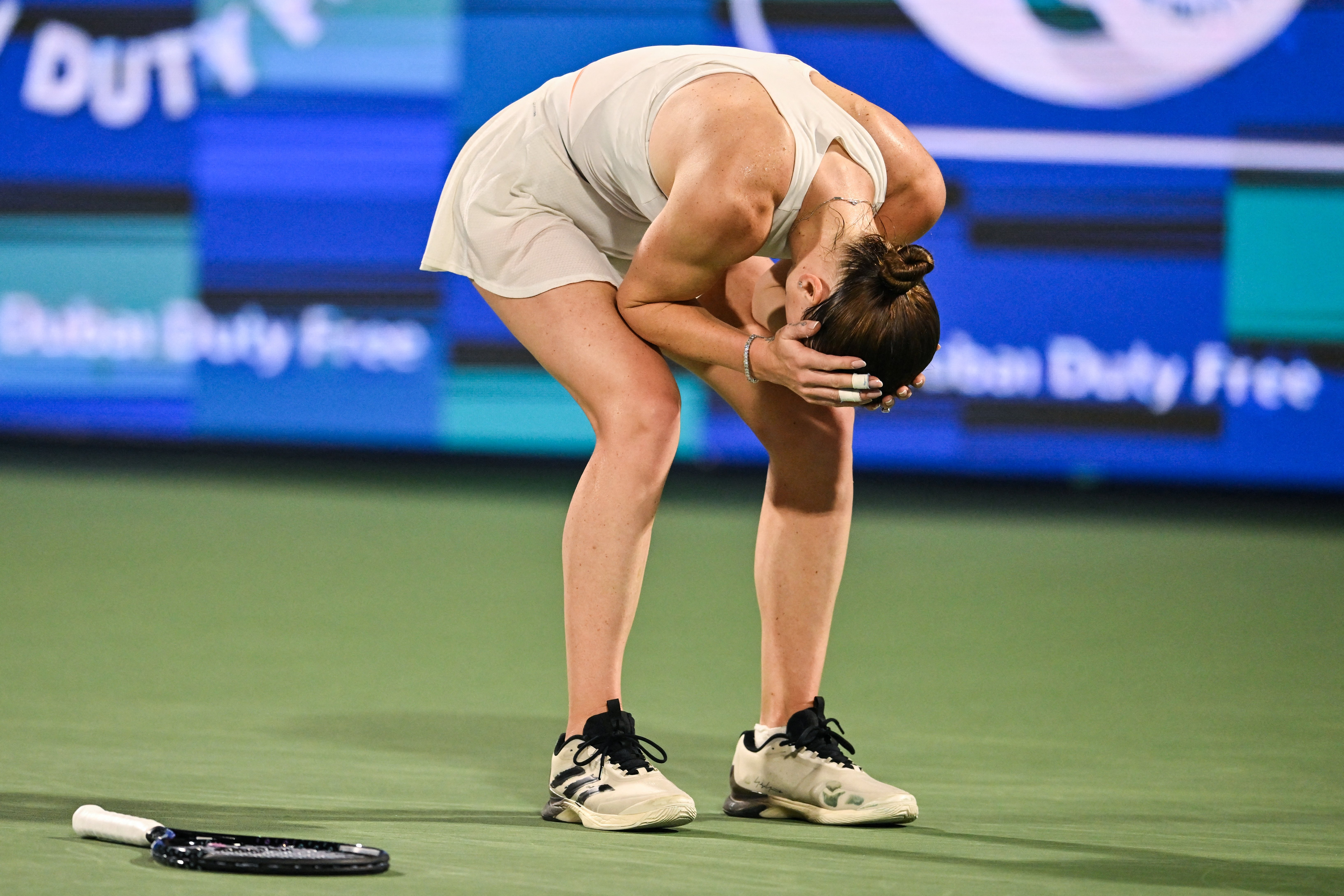 Svitolina storms into Dubai final