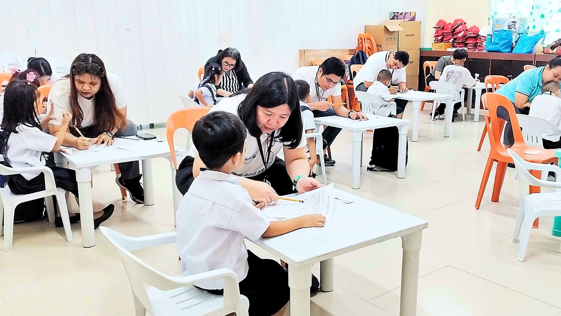 Marikina to shoulder students' graduation fees, other expenses 