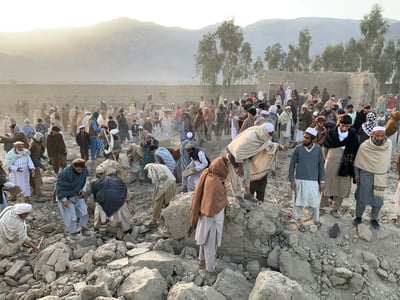 Pakistan strikes militants in Afghanistan