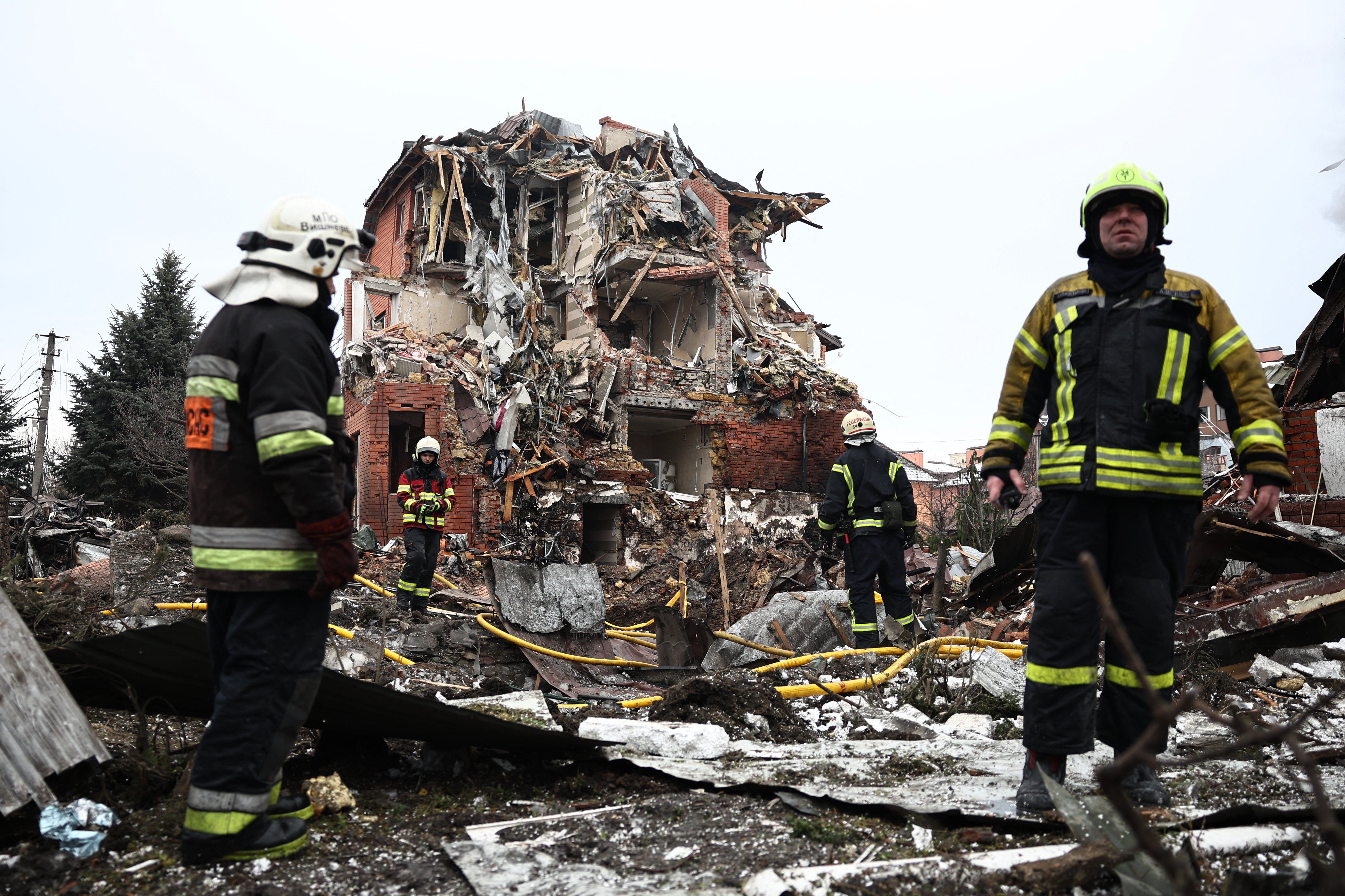 Missiles pound Kyiv ahead of Russia invasion anniversary