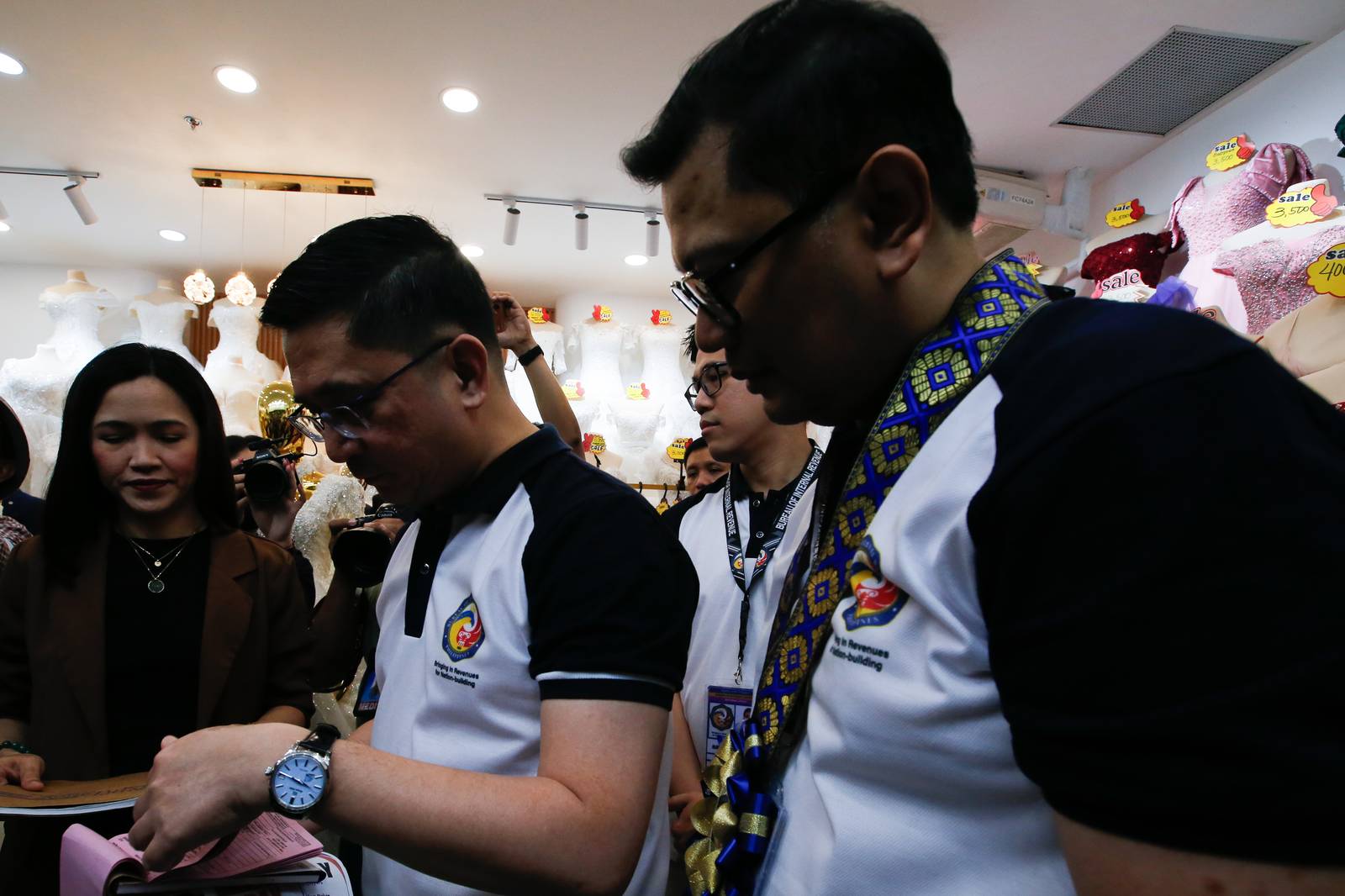 Commissioner Charlito Martin R. Mendoza leads the Bureau of Internal Revenue's nationwide "Counsel Help Assist Taxpayers" (CHAT) Day at a shopping mall in Divisoria, Manila, on Monday 23 February 2026. The initiative aims to provide direct assistance and streamline tax-related inquiries for local merchants and shoppers.