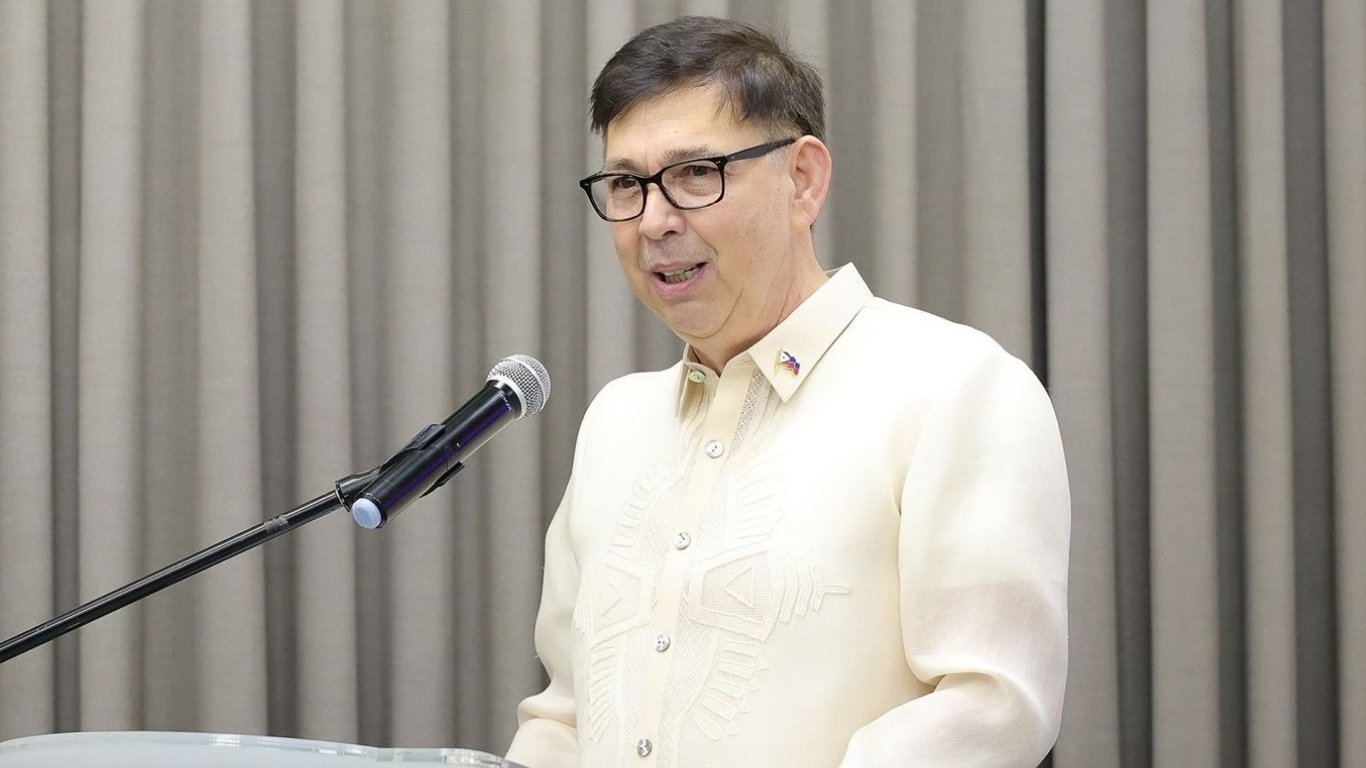 Marcos rains LGUs with P57.87-B windfall: ‘Non-political,’ says Recto of the money release