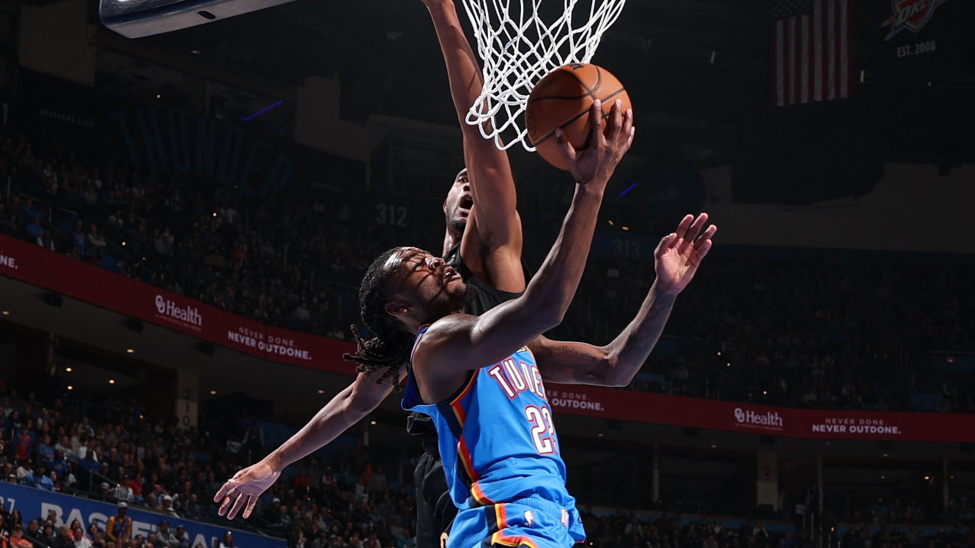 Thunder strike from long range, torch Cavs