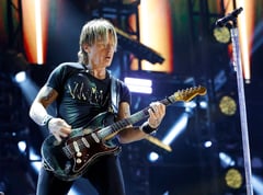 Keith Urban cleans house after divorce