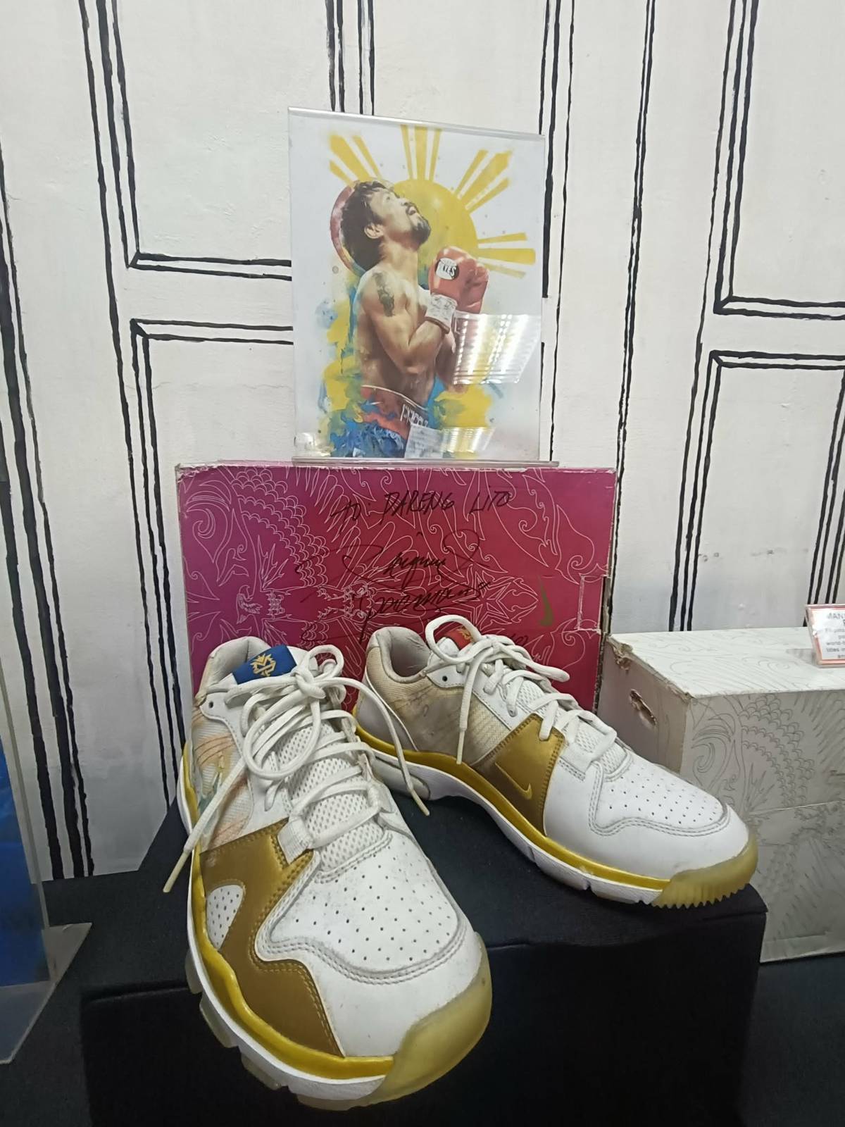 CHAMPION boxer Manny Pacquiao’s shoes.