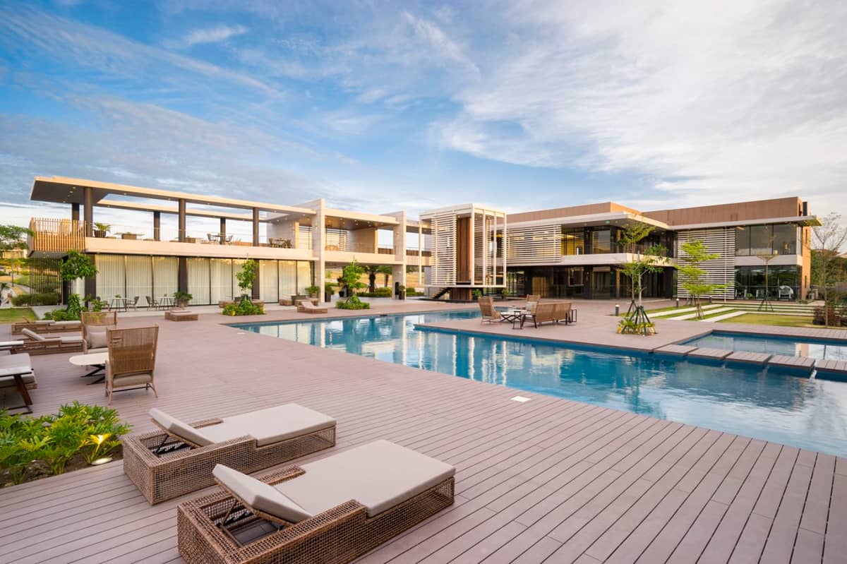 THE Enclave Alabang.