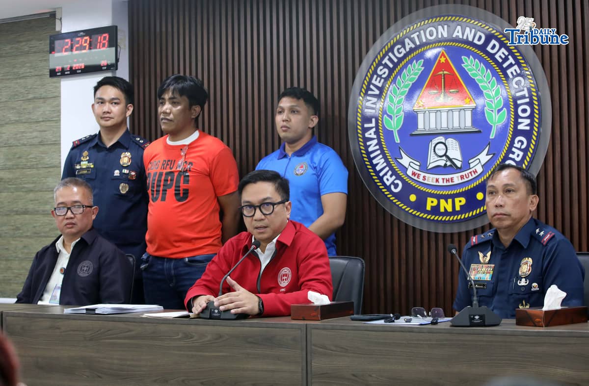 (February 24 2026) National Police Commission (NAPOLCOM) Vice Chairperson and Executive Officer (VCEO) Rafael Calinisan, with CIDG Director, Maj. Gen. Robert Alexander Morico II, present to the media the arrested vlogger Norman Mangusin, also known as Francis Leo Marcos, following his arrest in Pasay. He faces 12 counts of unjust vexation filed by internet personality Mark Jayson Warnakulahewa known as Makagago, during a press conference held at CIDG office in Camp Crame on Tuesday February 24 2026. Photo/Analy Labor