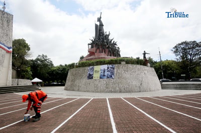 EDSA People Power monument