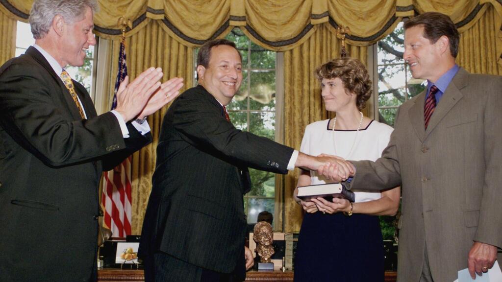 Ex-Treasury chief quits Harvard 