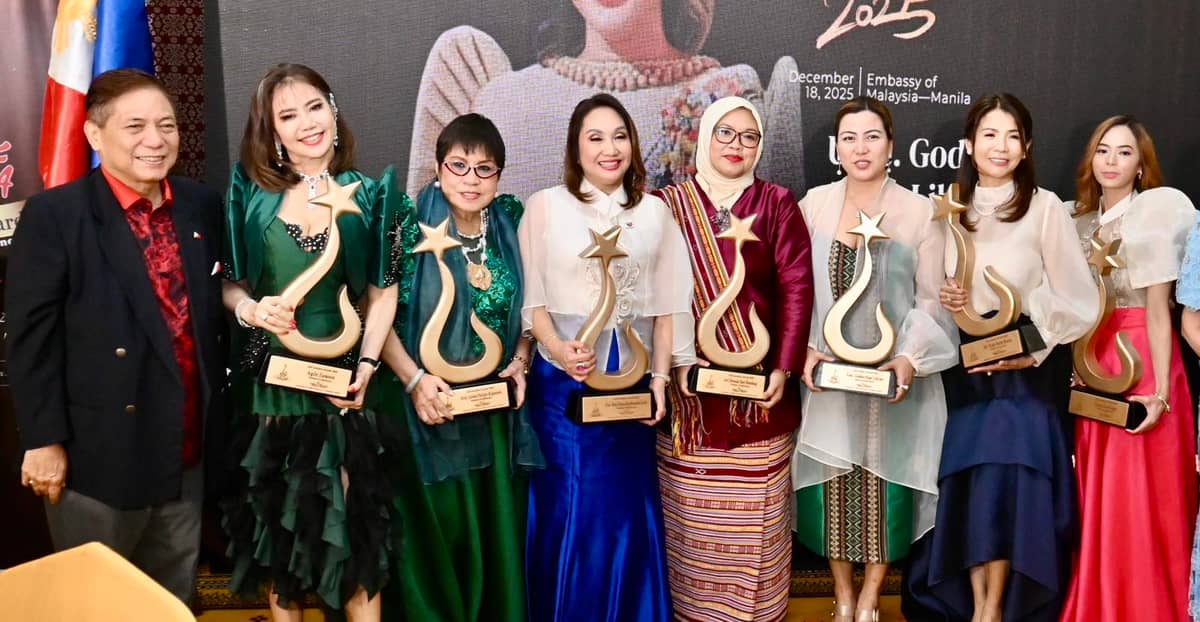 RONERT Laurel Yupangco, the columnist, Atty. Lorna Patajo-Kapunan, Undersecretary Kim Lokin, Avi Harahap, Undersecretary Godes Hope Libiran, Ruby Ruth Roces and Grace Santiago.