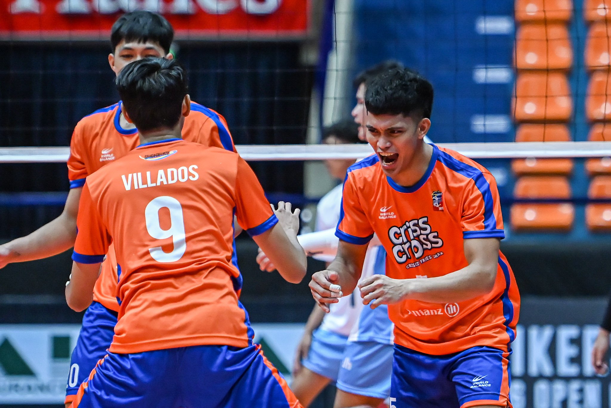 Criss Cross, Alpha Insurance dispute early Spikers’ Turf lead