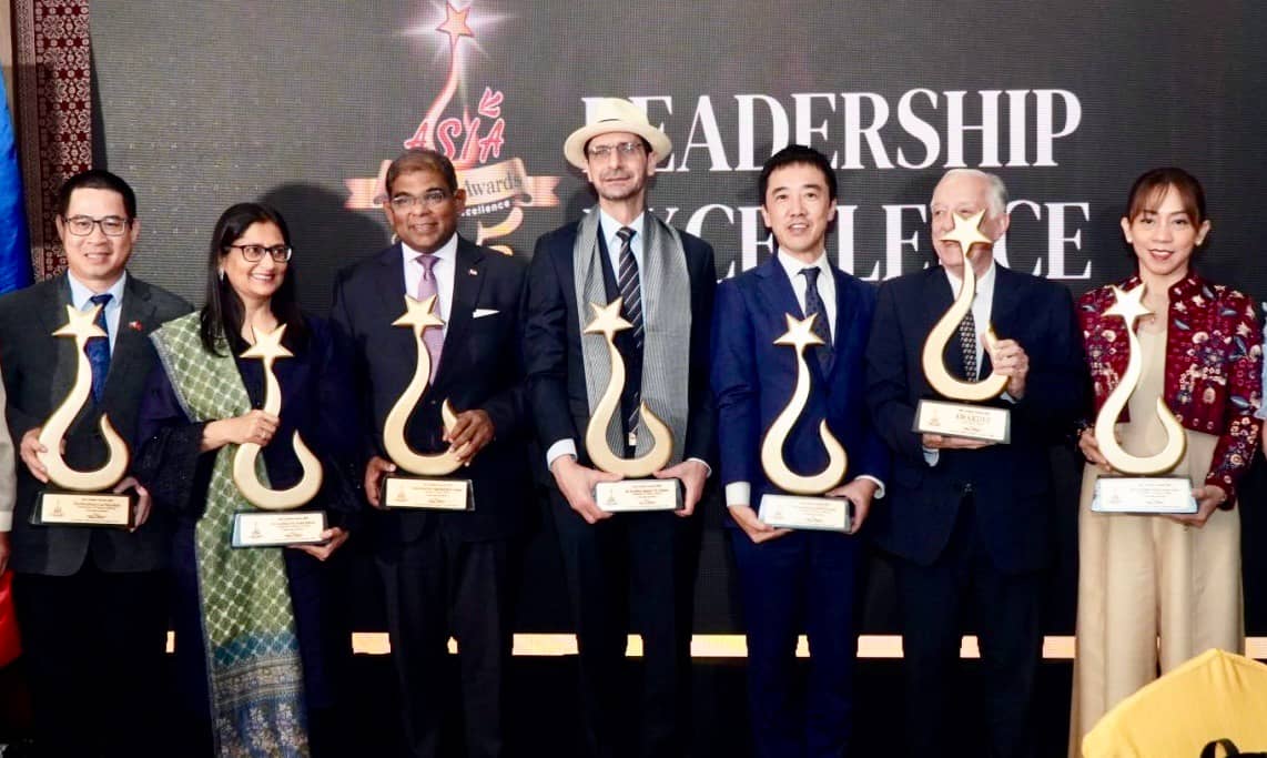 VIETNAM Ambassador H.E. Lai Binh, Pakistan Ambassador H.E. Assima Rabbani, Malaysia Ambassador Dato Abdul Malik Melvin Castelino, Palestine Ambassador Mounie Anastas, Japan Ambassador Endo Kazuya, Brazil Ambassador Gilberto Ponseca Guimaraes de Moura and Turkiye Ambassador spouse Madam Indri Akyol.