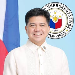 Mike Defensor at misis nito, humarap sa NBI