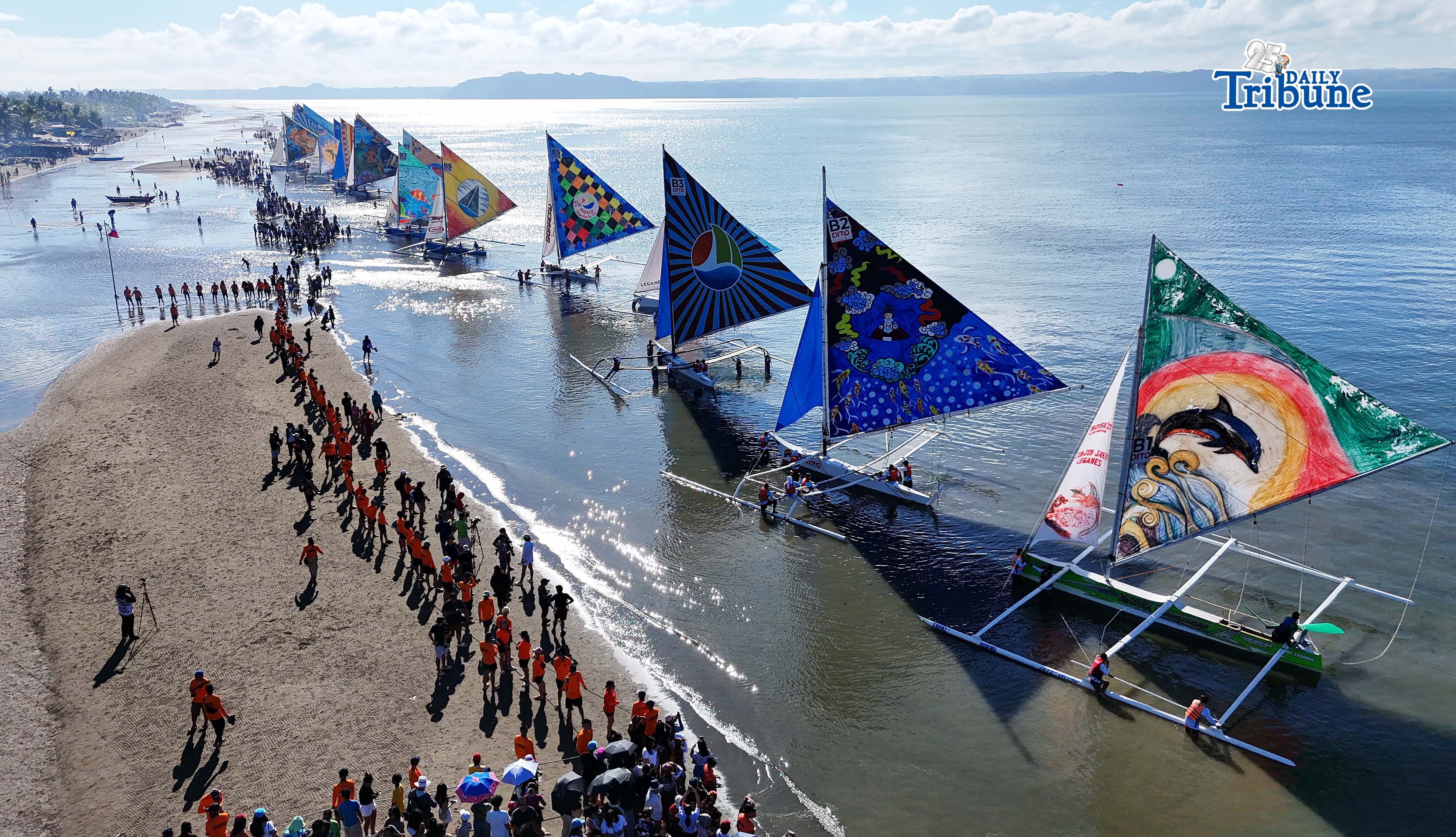 (March 01 2026) Local and foreign tourist flock at the shoreline of Arevalo in Iloilo City on Sunday March 1 2026, to witness the colorful 53rd Iloilo-Guimaras Paraw Regatta Festival. The Iloilo Paraw Regatta Festival is Asia's oldest traditional sailing event in the Philippines, held annually in Villa Arevalo, Iloilo City, . Photo/Analy Labor