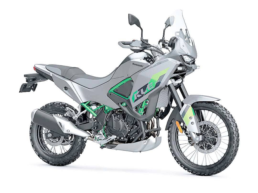 ADVENTURE takes shape in the KLE500 SE with spoke wheels, taller windshield, and touring-ready setup.
