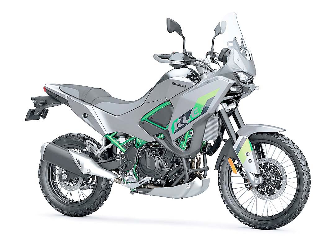 ADVENTURE takes shape in the KLE500 SE with spoke wheels, taller windshield, and touring-ready setup.