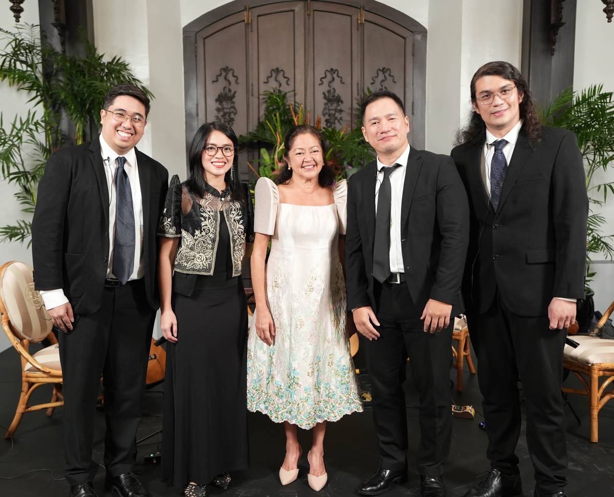 PATRICK Roxas, Iqui Vinculado, First Lady Louise “Liza” Araneta-Marcos, Monching Carpio and Adrik Cristobal.
