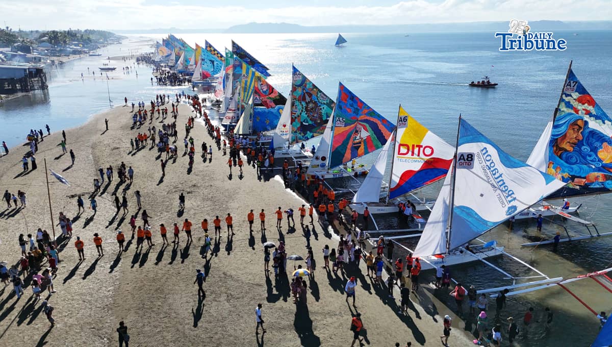 (March 01 2026) Local and foreign tourist flock at the shoreline of Arevalo in Iloilo City on Sunday March 1 2026, to witness the colorful 53rd Iloilo-Guimaras Paraw Regatta Festival. The Iloilo Paraw Regatta Festival is Asia's oldest traditional sailing event in the Philippines, held annually in Villa Arevalo, Iloilo City, . Photo/Analy Labor