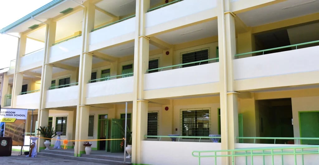 Manolo Fortich opens P1.8-M school building