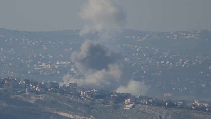 Smoke rises from the site of an Israeli airstrike in the southern Lebanese area of Deir Seryan on March 2, 2026, as Israel expands its campaign into Lebanon after Hezbollah launched rockets and drones toward Israeli territory amid a widening conflict sparked by U.S. and Israeli strikes on Iran’s leadership.