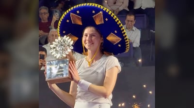 Bucsa secures 1st WTA title