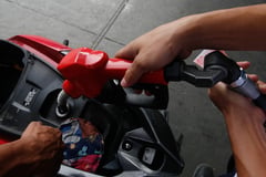 Middle East conflict hits local fuel price